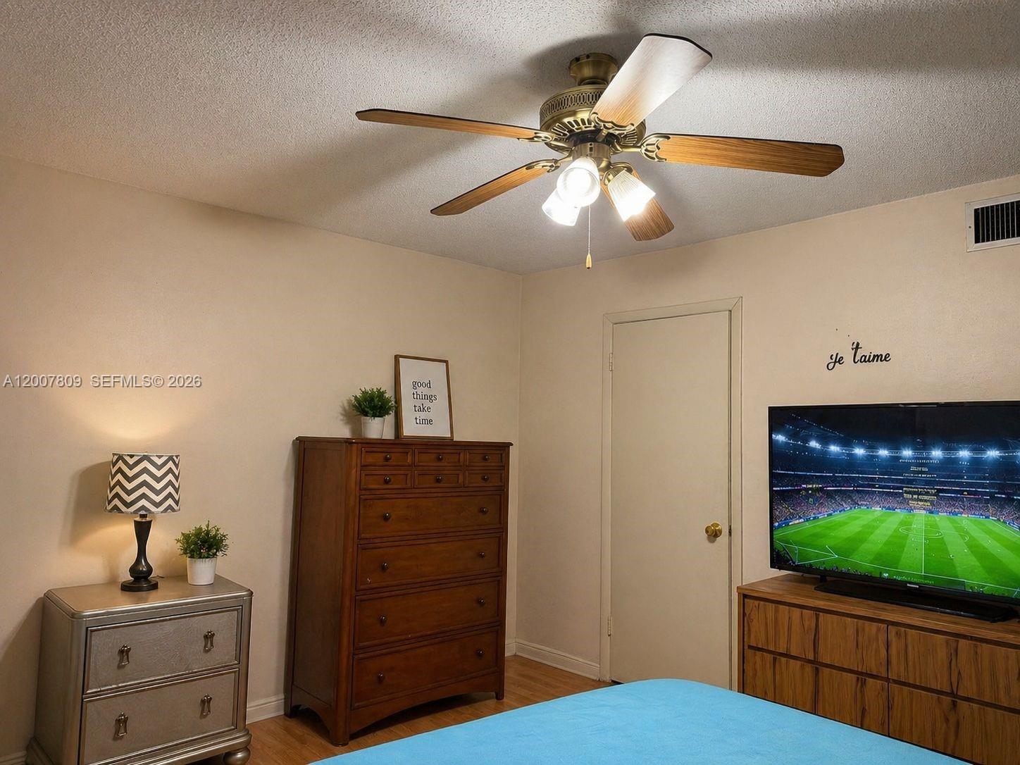 PALM-WEST GARDENS CONDO - Residential