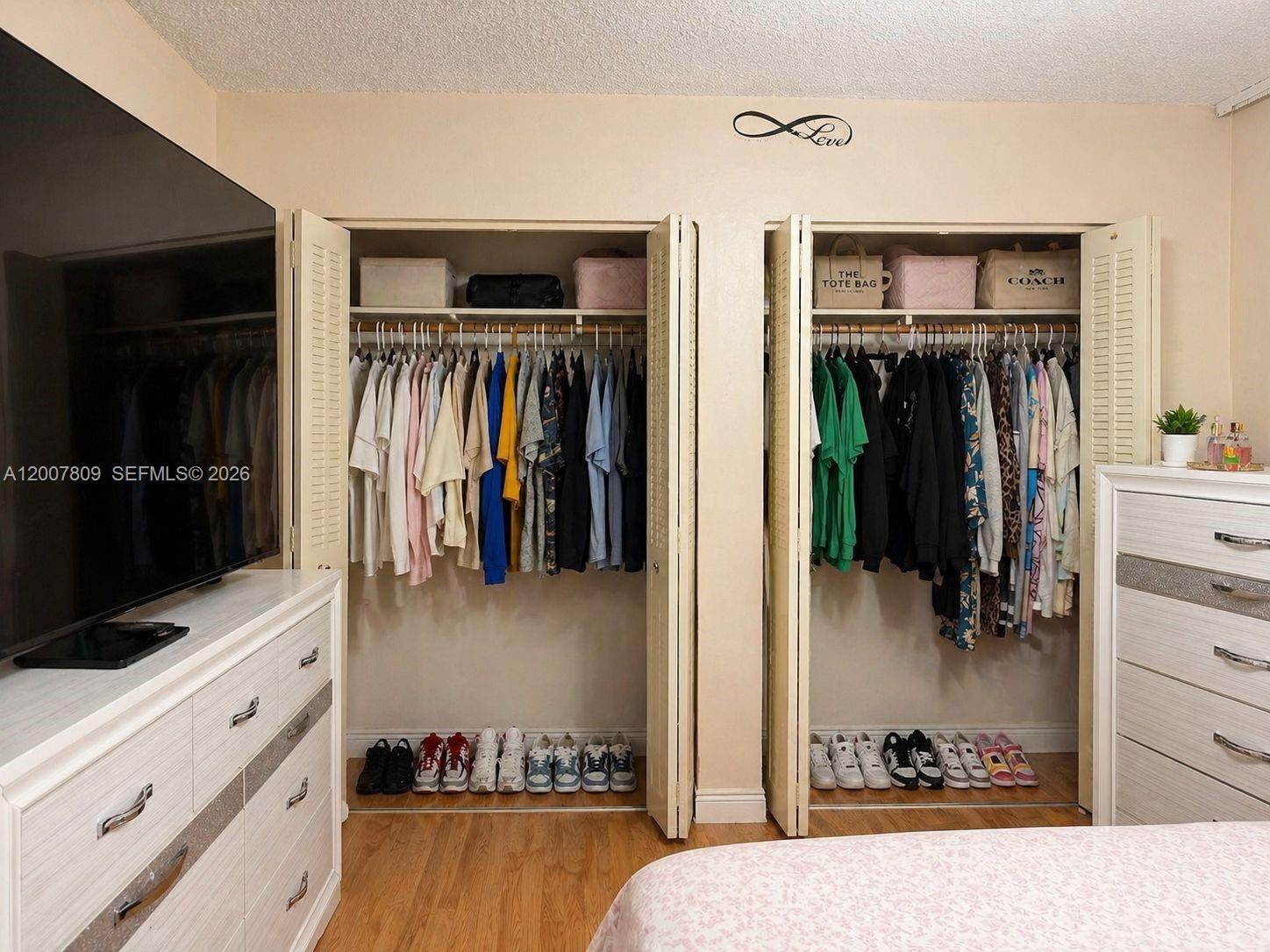 PALM-WEST GARDENS CONDO - Residential