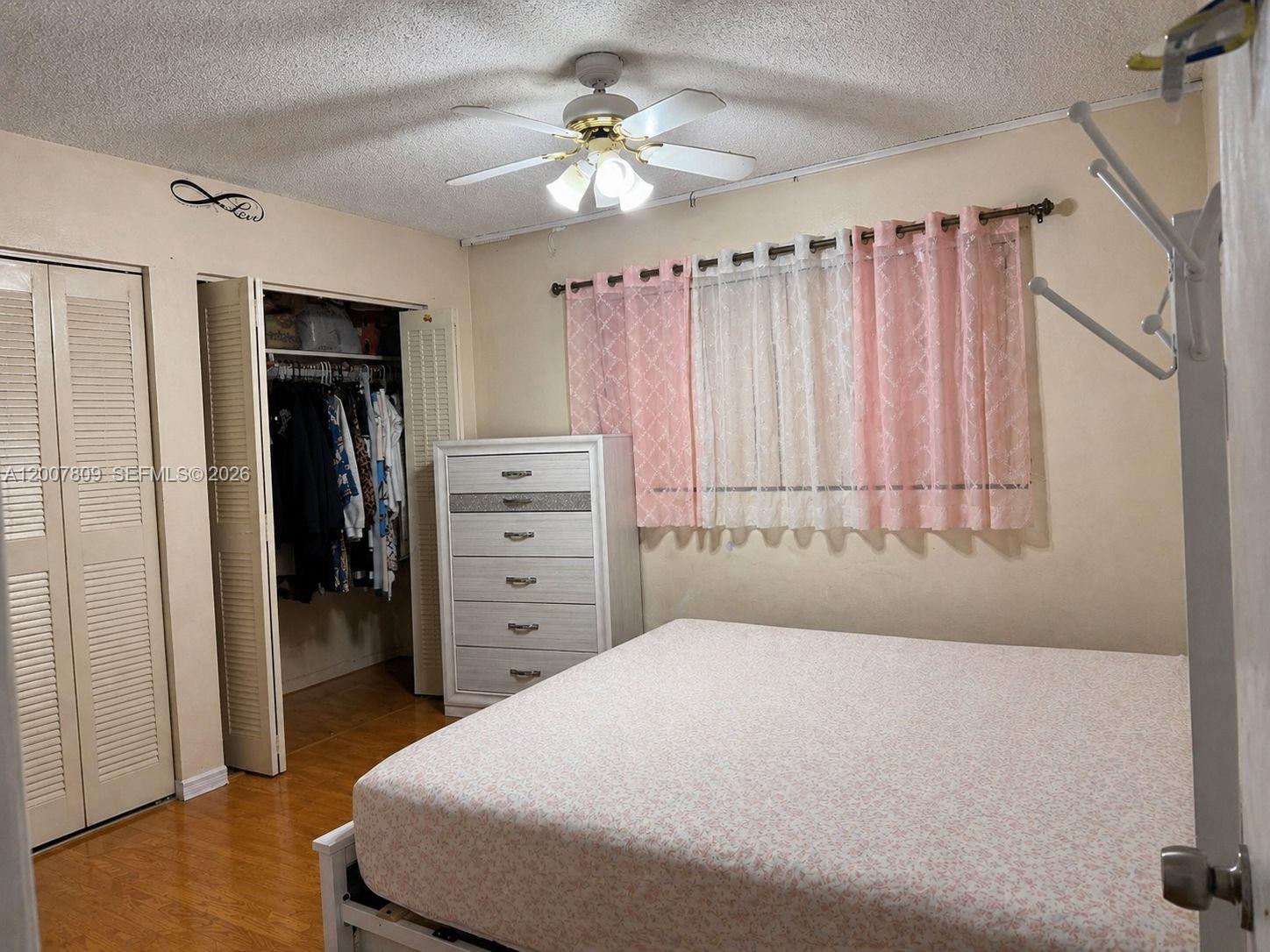 PALM-WEST GARDENS CONDO - Residential