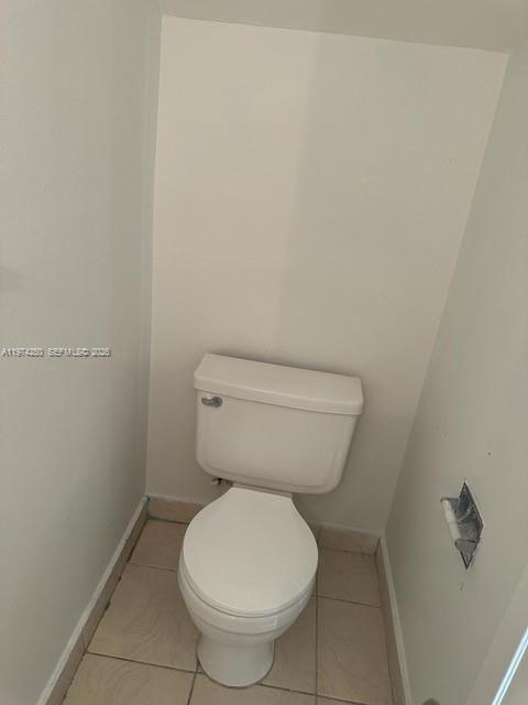 VENETIAN GARDENS AT COUNT - Residential Lease