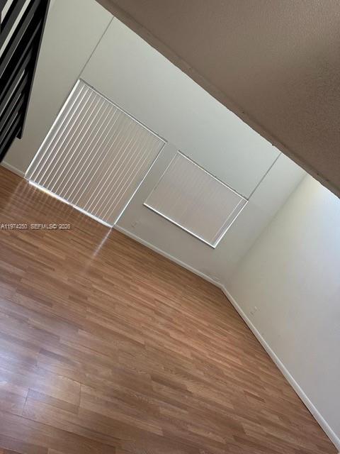 VENETIAN GARDENS AT COUNT - Residential Lease