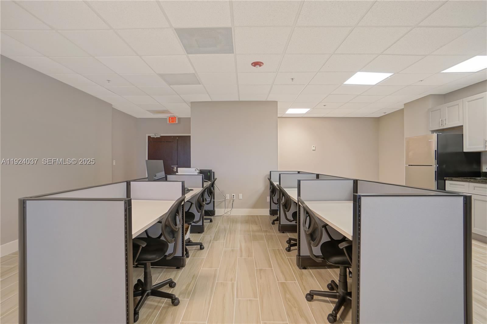 12550 Biscayne Blvd 902