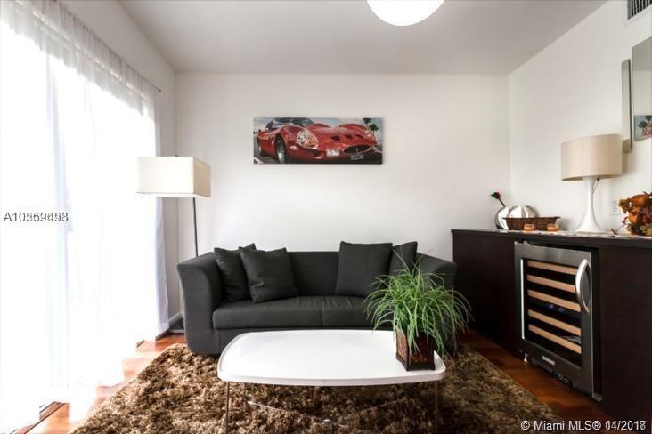 ETRURIA CONDO - Residential Lease