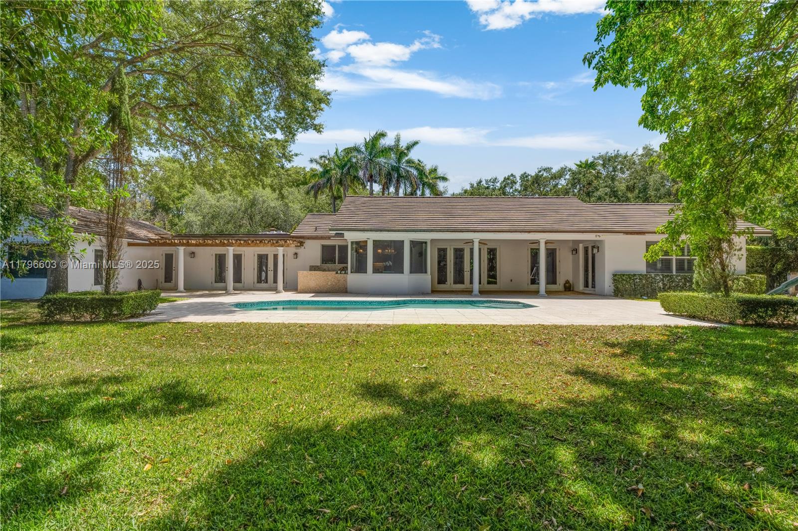 PINE ACRES ESTS - Residential