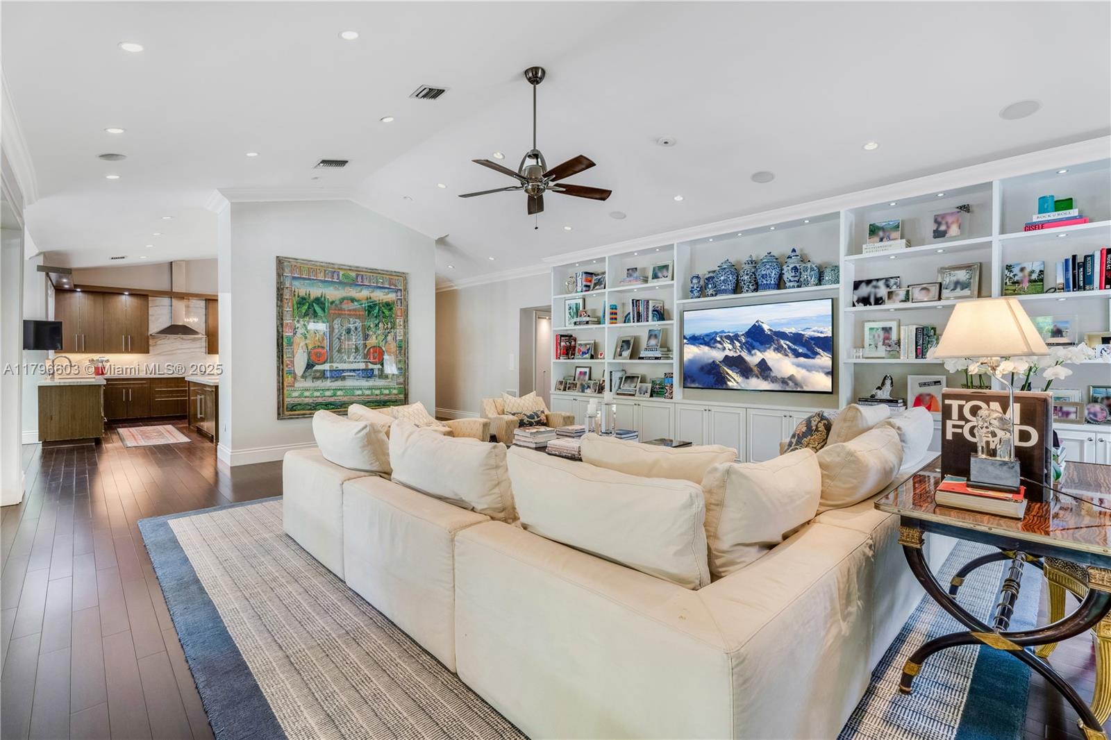 PINE ACRES ESTS - Residential
