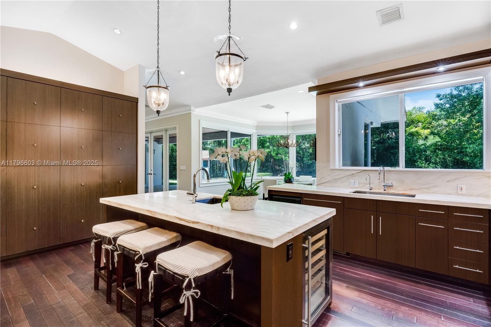 PINE ACRES ESTS - Residential