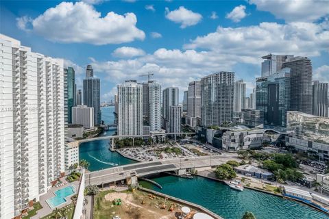 90 SW 3rd St 3211 Miami FL 33130