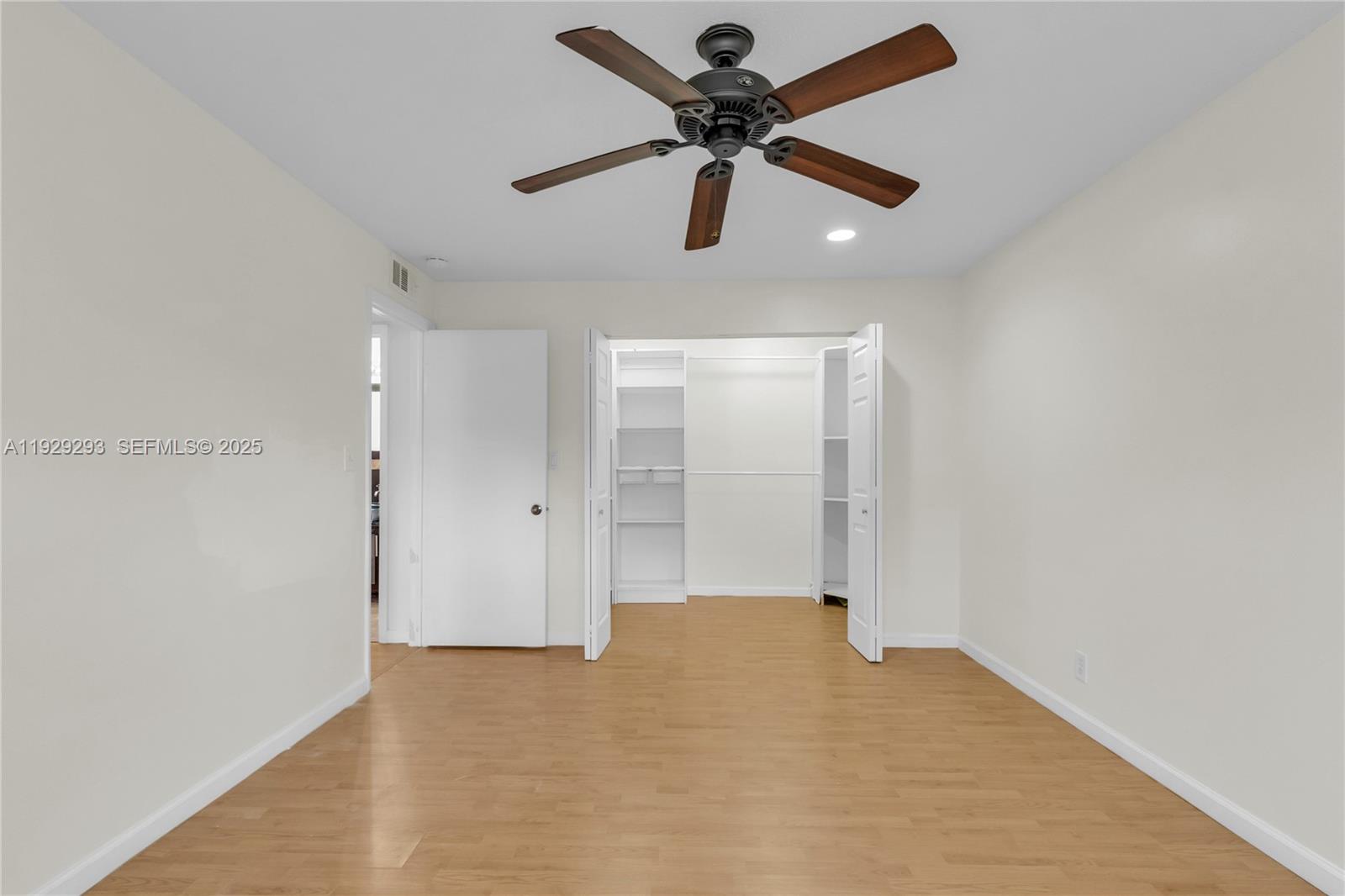 TAMARAC GARDENS CONDOMINI - Residential