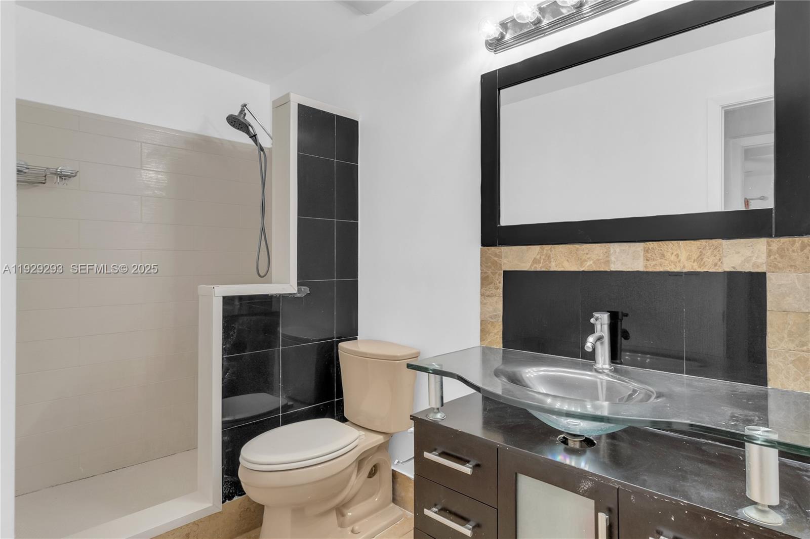 TAMARAC GARDENS CONDOMINI - Residential