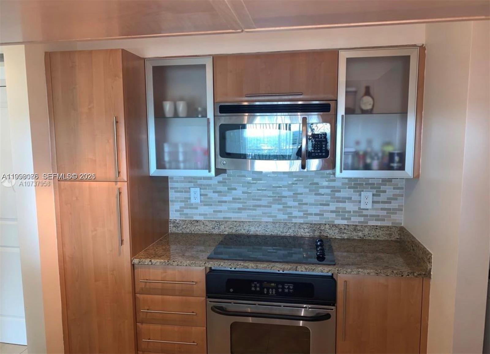 SYMPHONY NORTH CONDO - Residential Lease