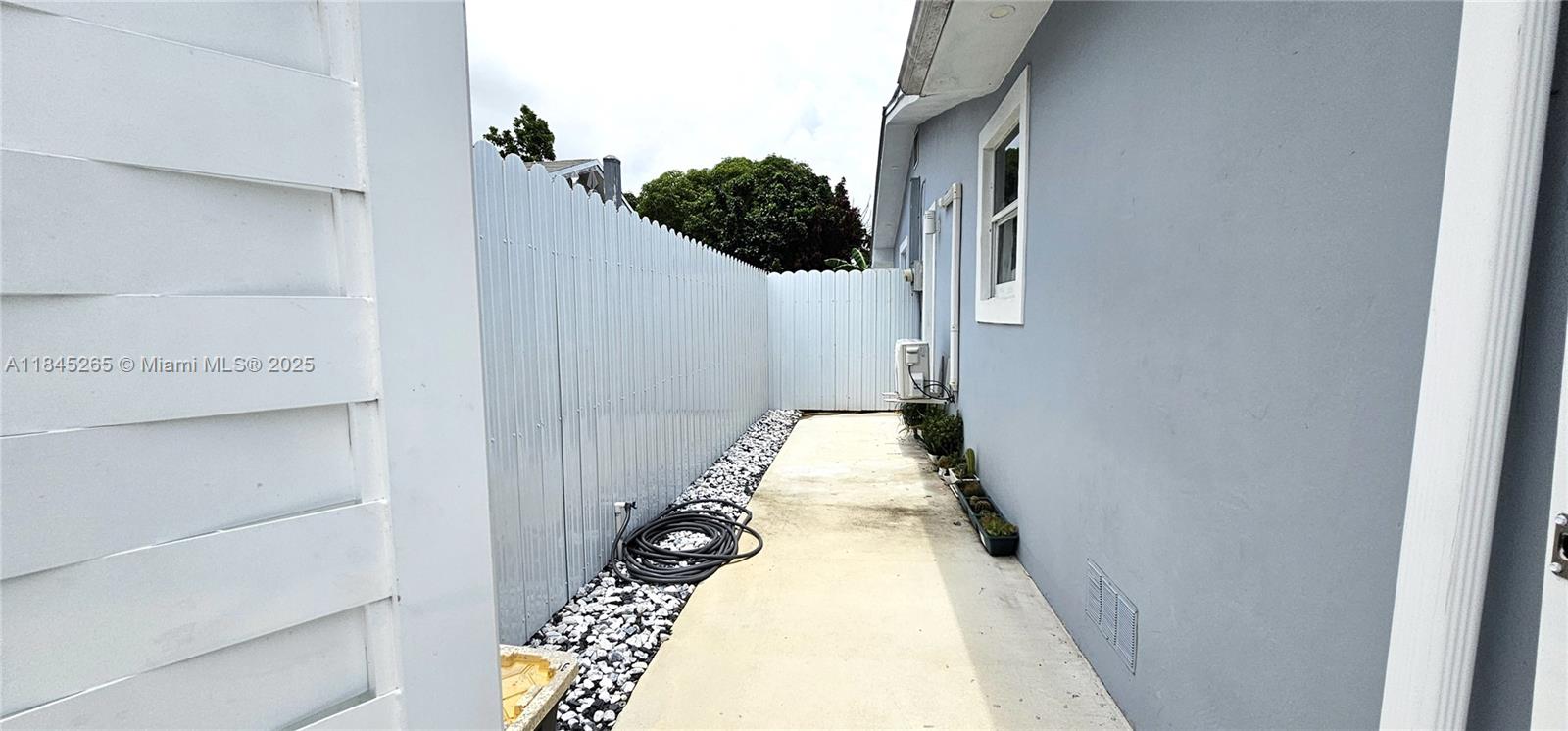 SOUTHLAND PINES - Residential