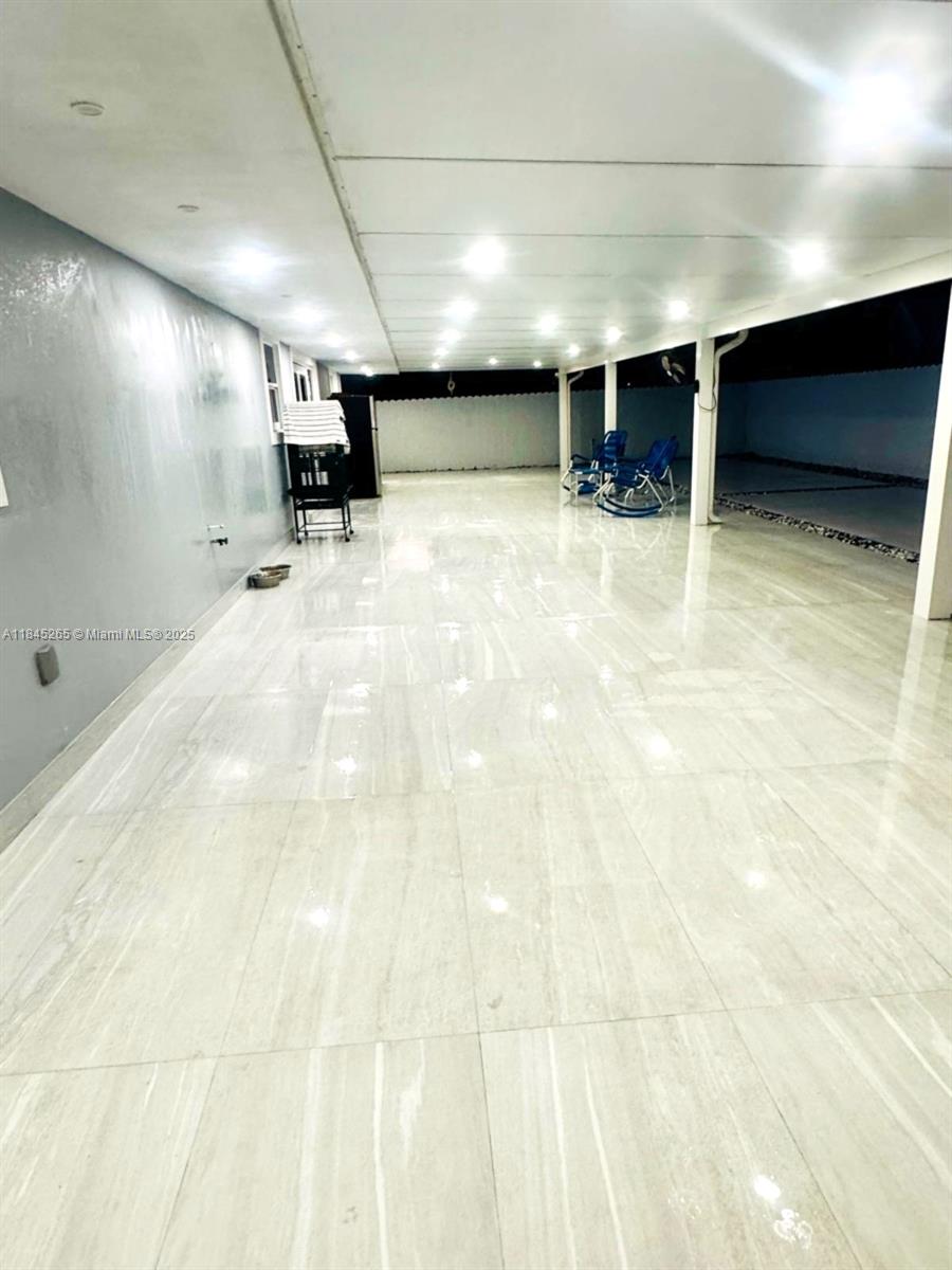 SOUTHLAND PINES - Residential