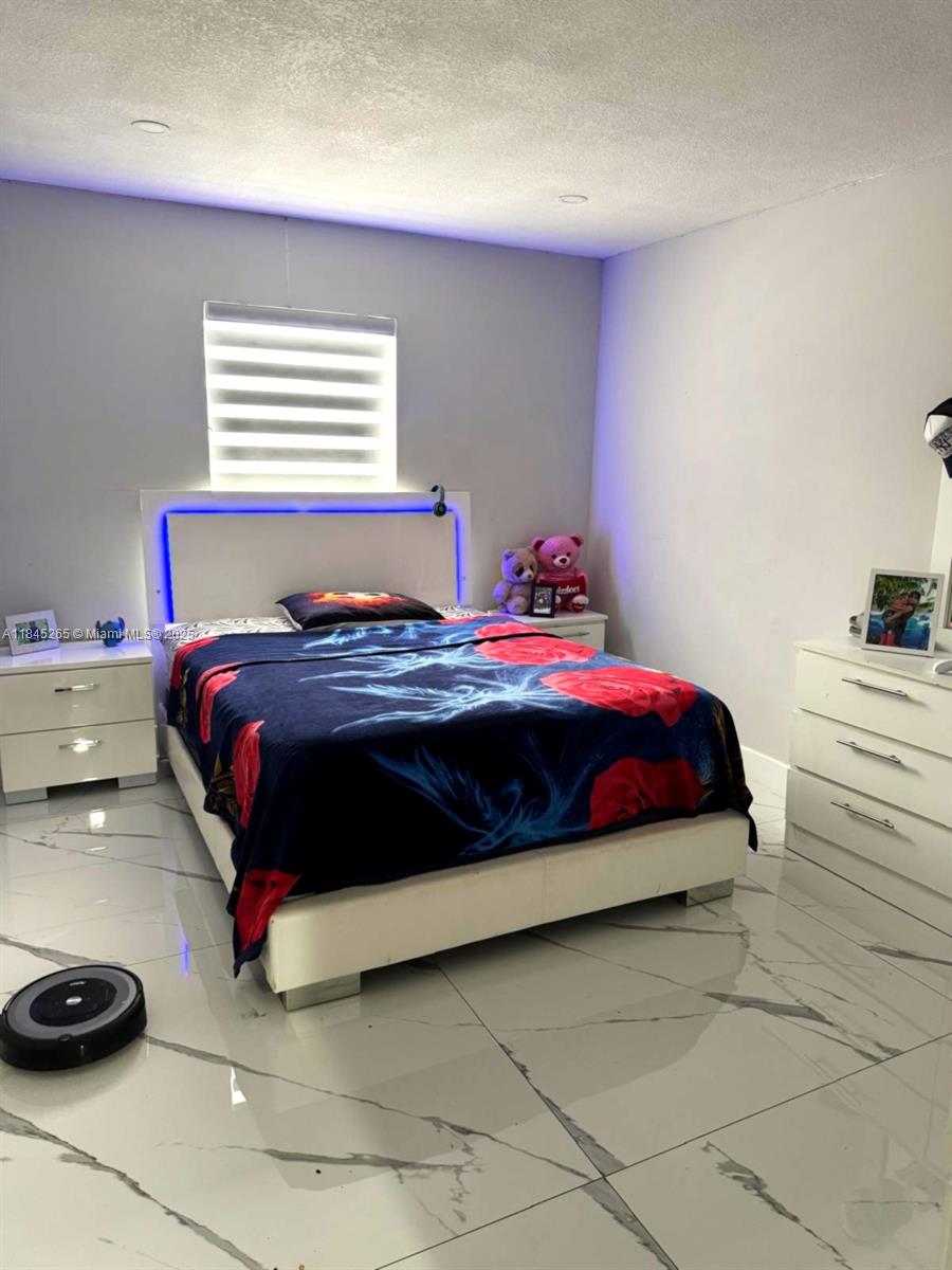 SOUTHLAND PINES - Residential