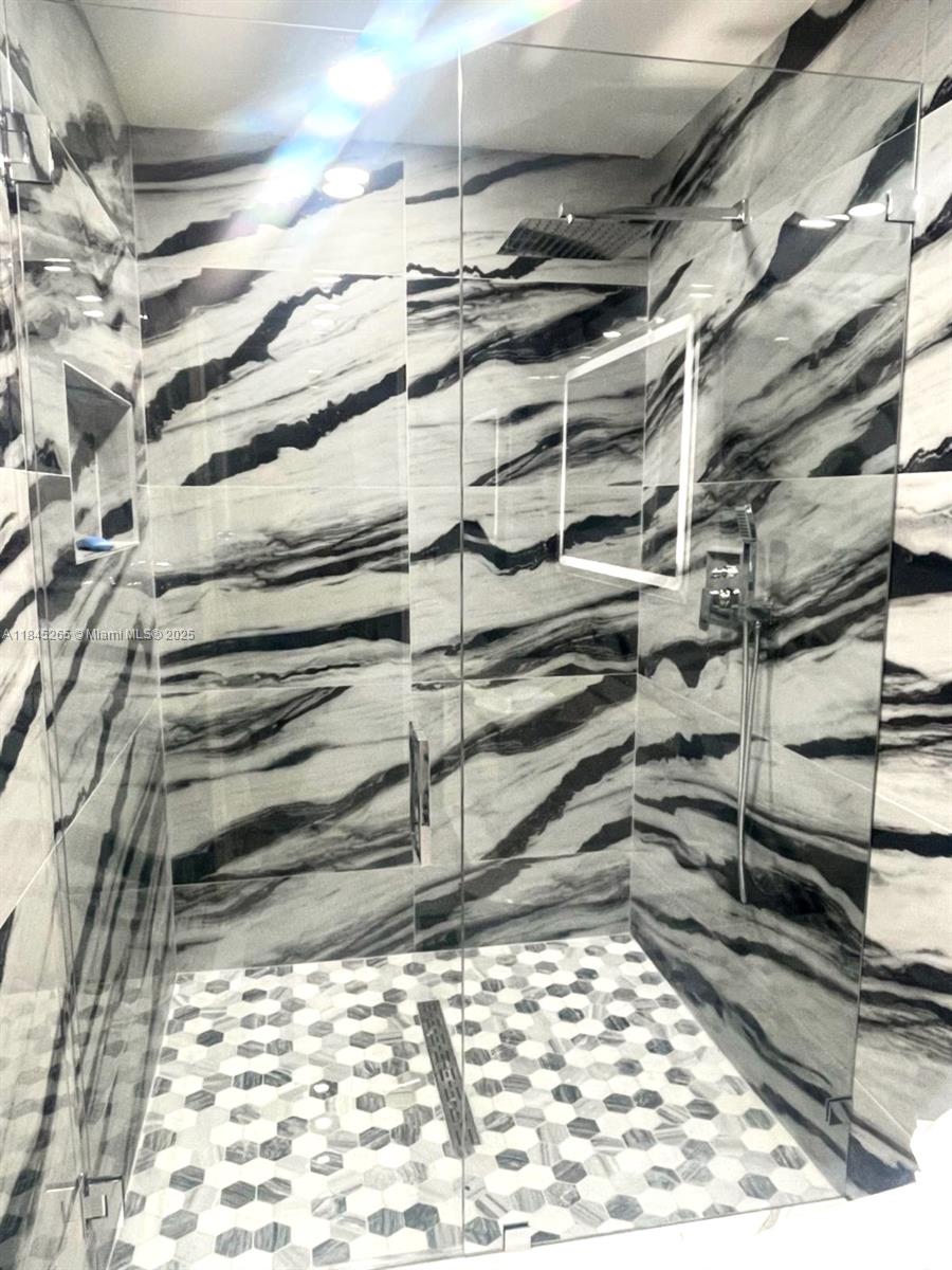 SOUTHLAND PINES - Residential