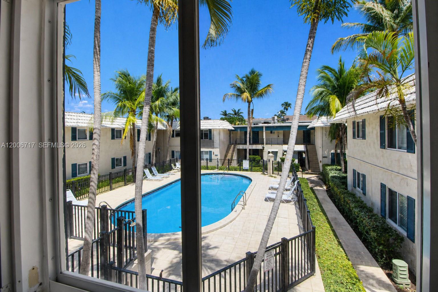 MONTEREY GARDENS OF PINEC - Residential