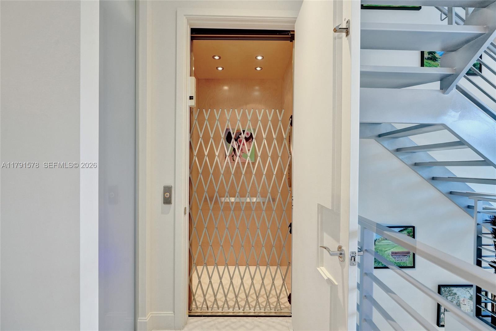 HARBOR VILLAGE SEC - Residential