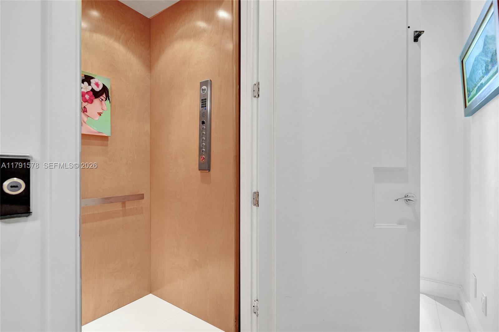 HARBOR VILLAGE SEC - Residential