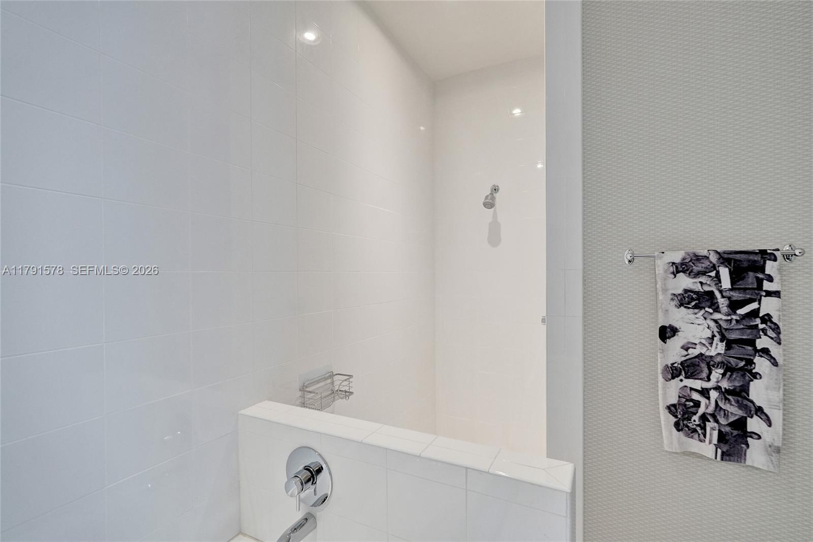 HARBOR VILLAGE SEC - Residential