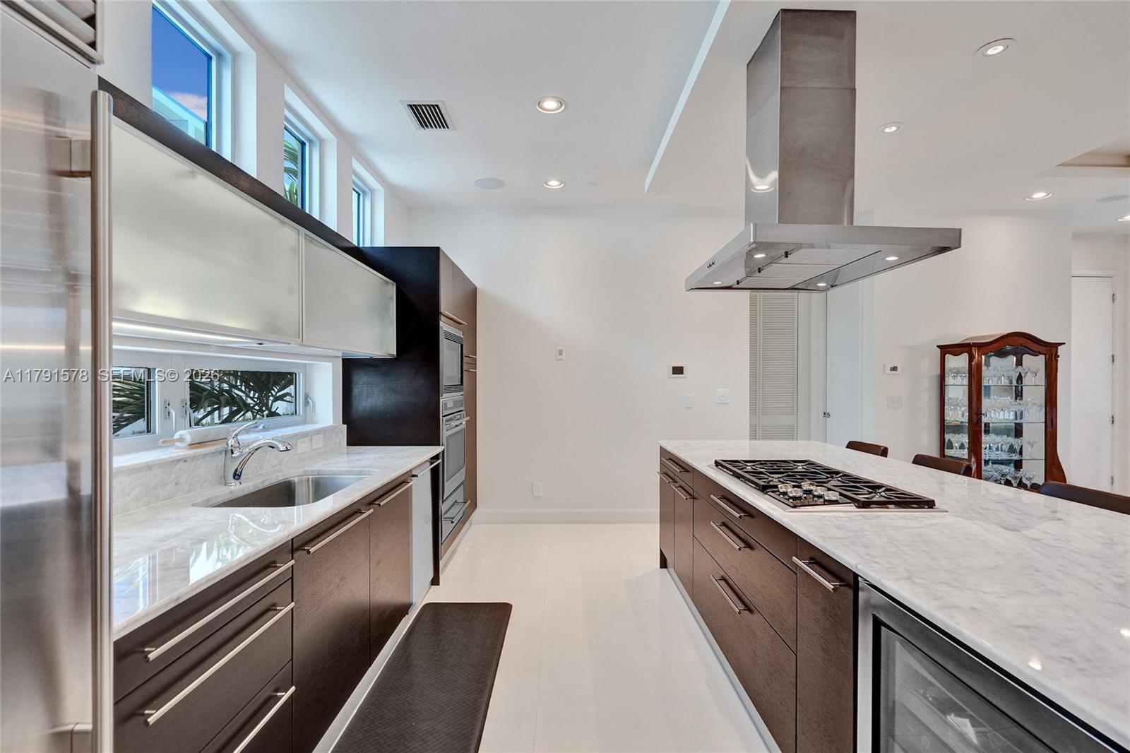 HARBOR VILLAGE SEC - Residential