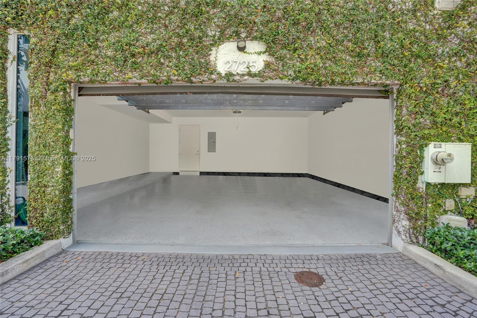 HARBOR VILLAGE SEC - Residential