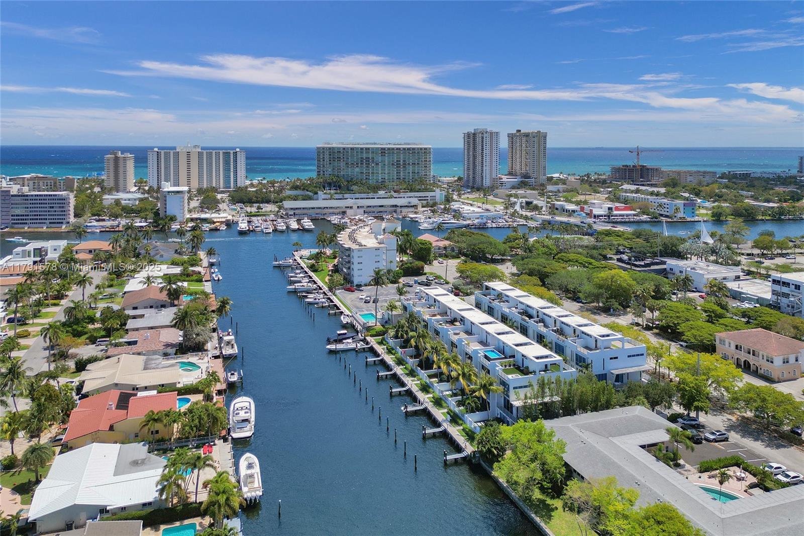 HARBOR VILLAGE SEC - Residential