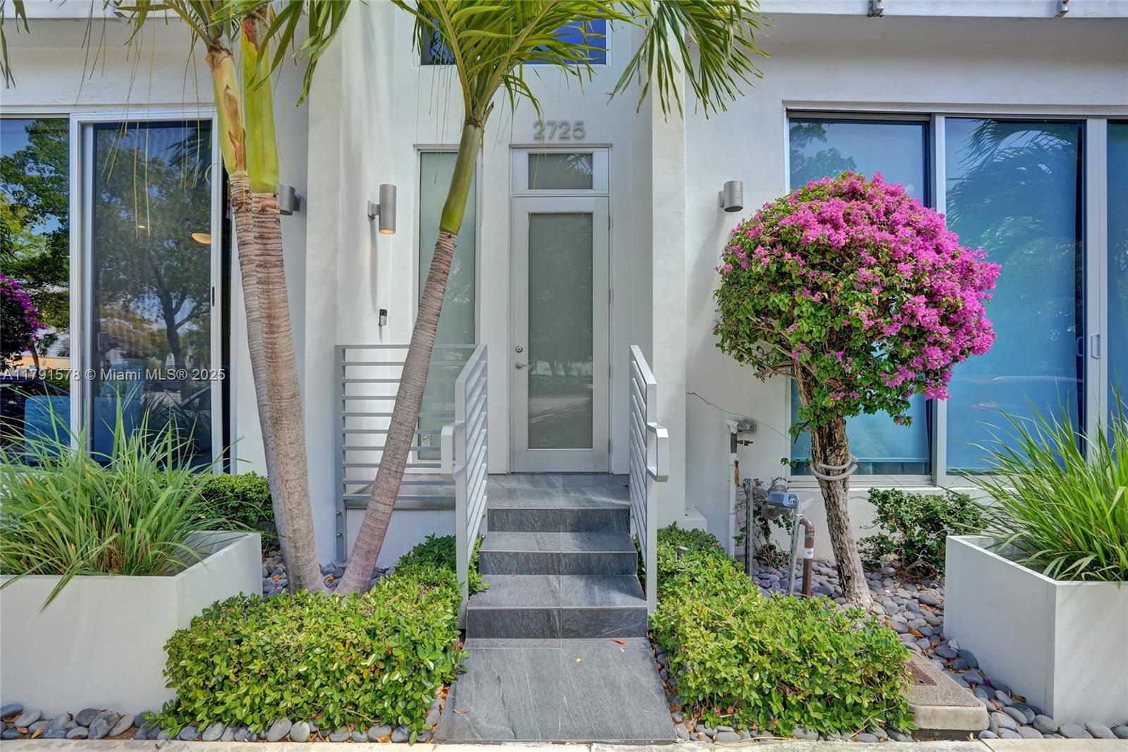 HARBOR VILLAGE SEC - Residential
