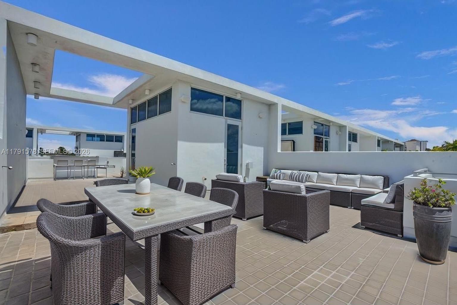 HARBOR VILLAGE SEC - Residential