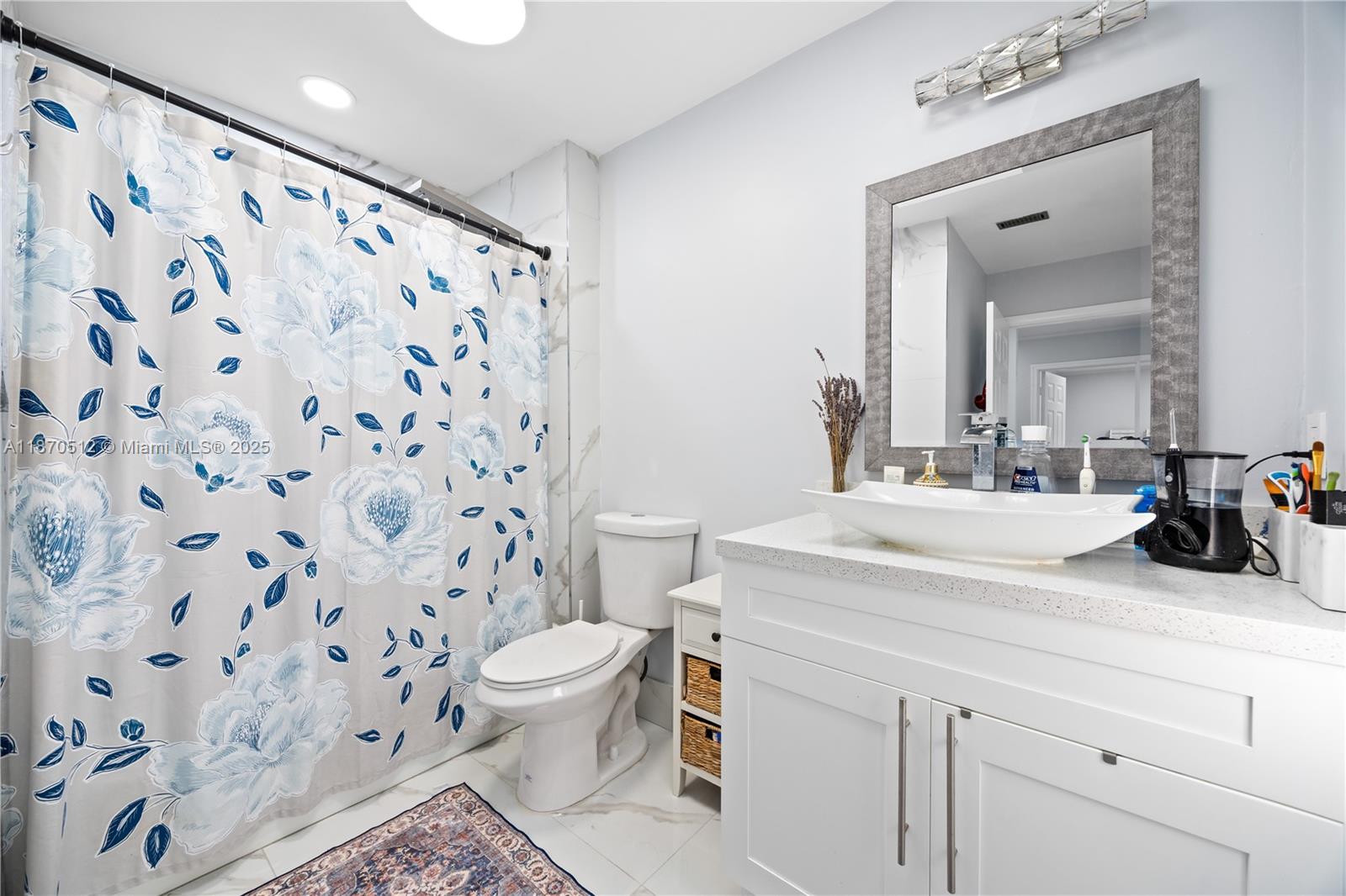 BAY WINDS 4 - Residential Lease