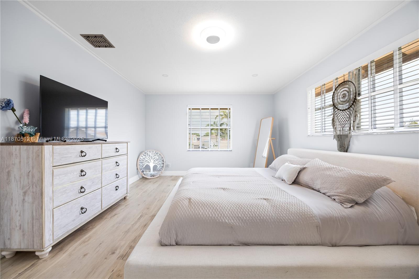 BAY WINDS 4 - Residential Lease