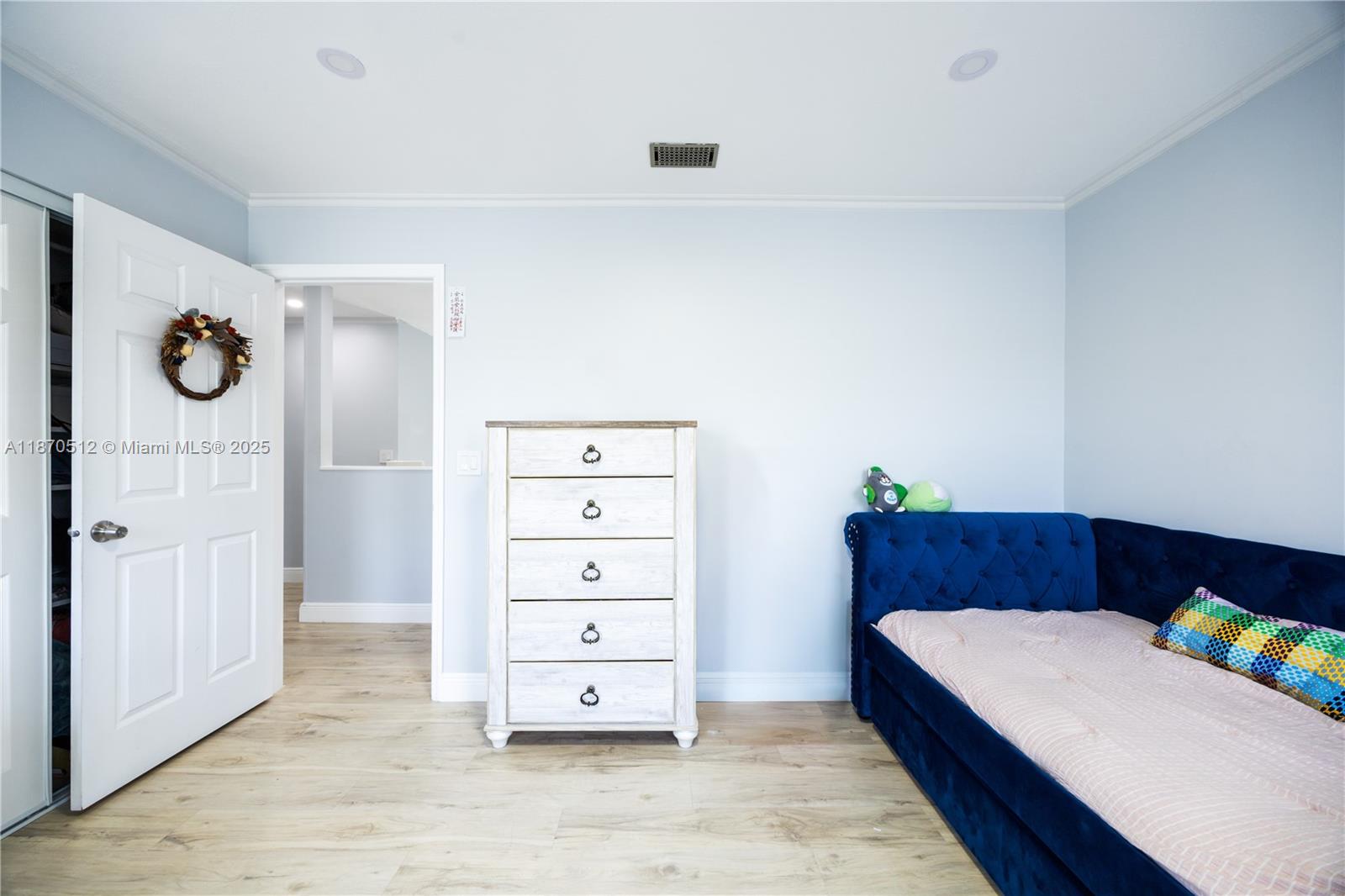 BAY WINDS 4 - Residential Lease