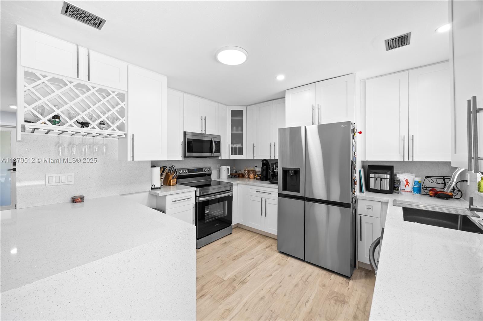 BAY WINDS 4 - Residential Lease