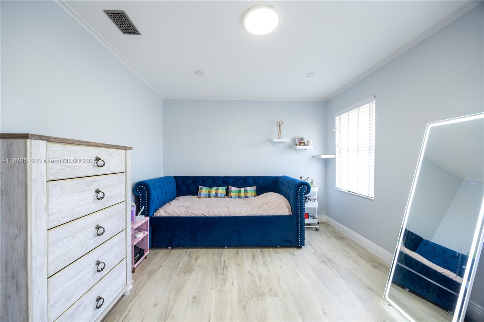 BAY WINDS 4 - Residential Lease