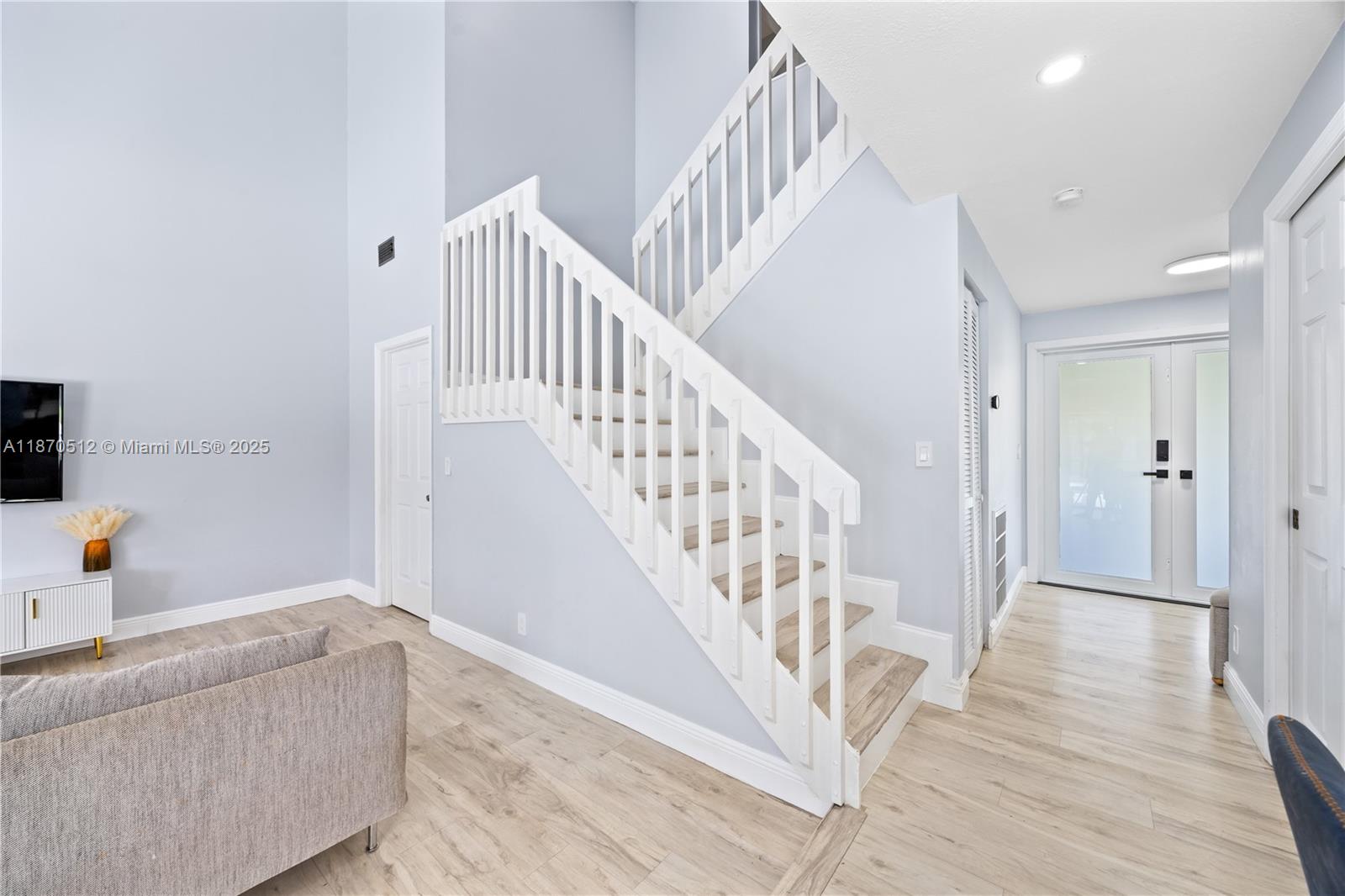 BAY WINDS 4 - Residential Lease