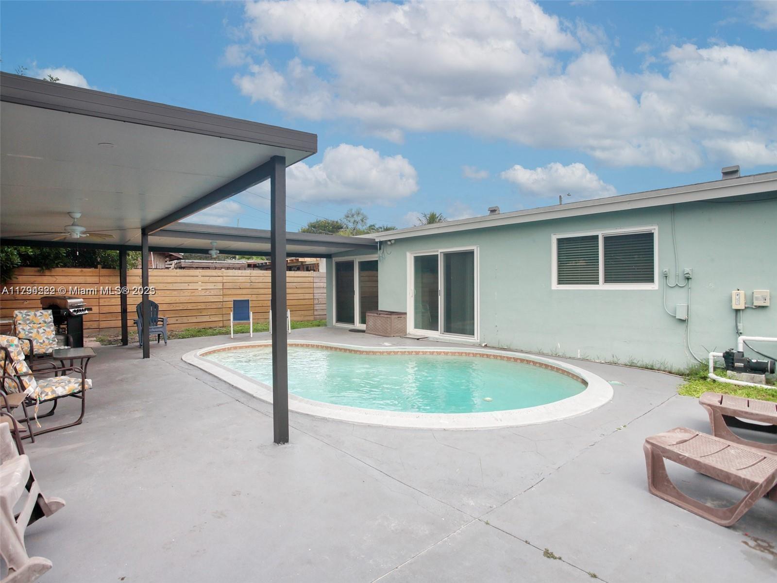 Rental Property at 7160 Liberty St 1, Hollywood, Broward County, Florida - Bedrooms: 3 
Bathrooms: 1  - $3,700 MO.