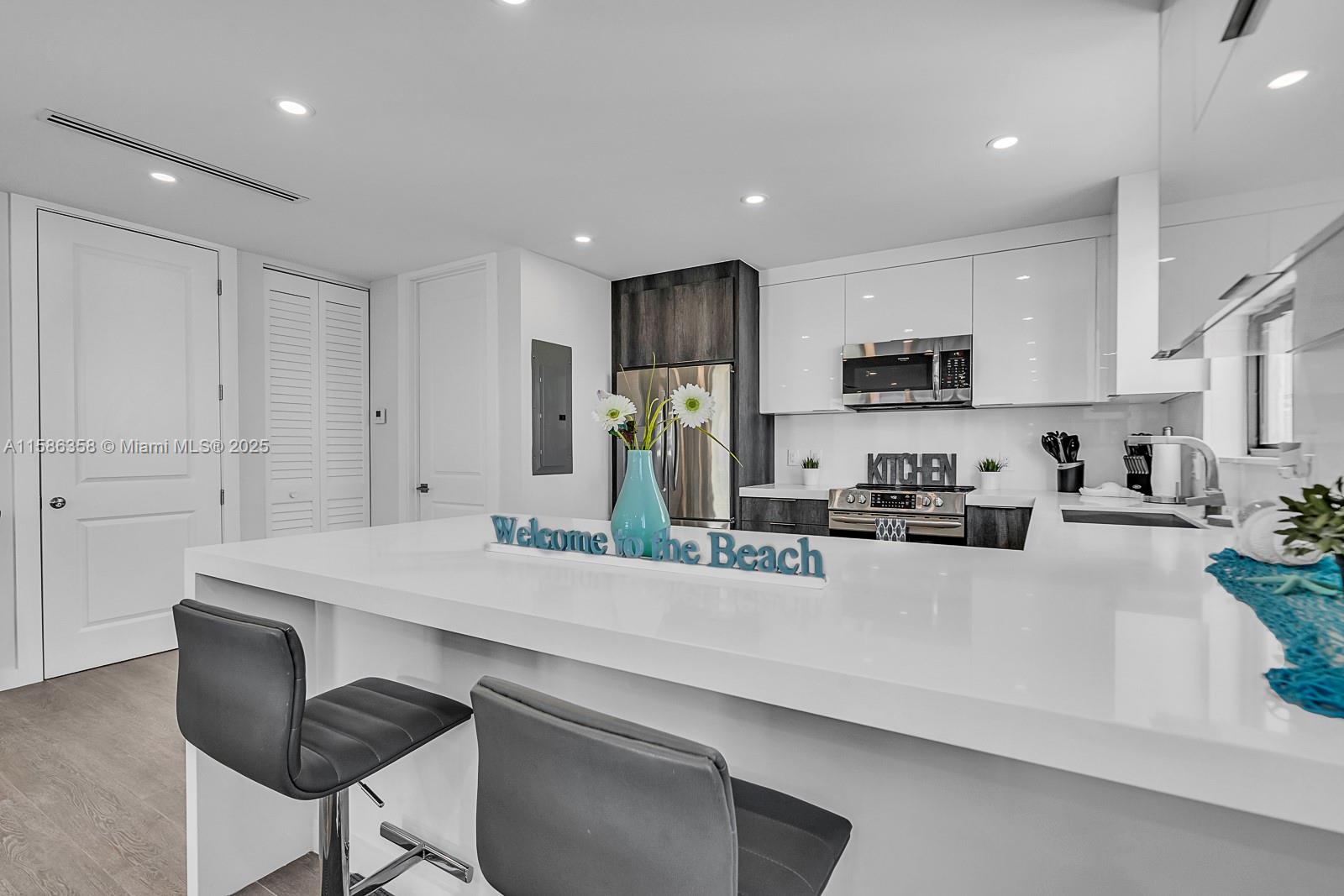 KEY LARGO OCEAN RESORT CO - Residential