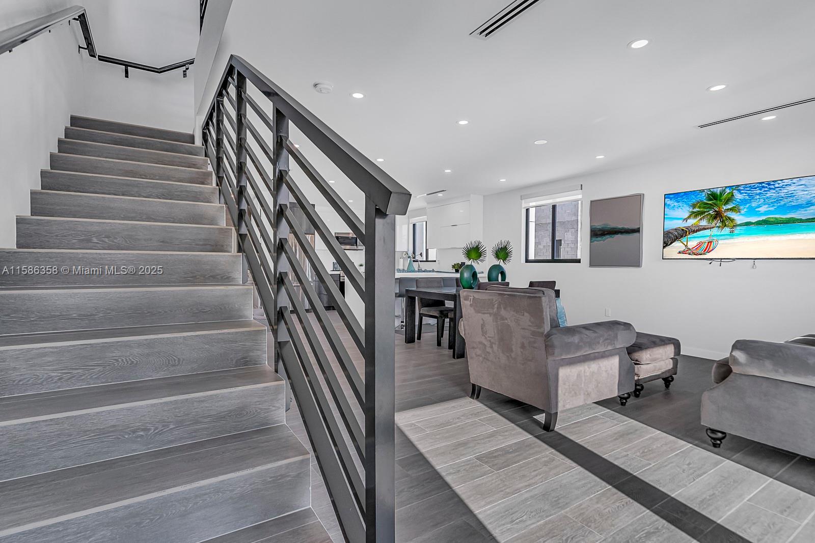 KEY LARGO OCEAN RESORT CO - Residential