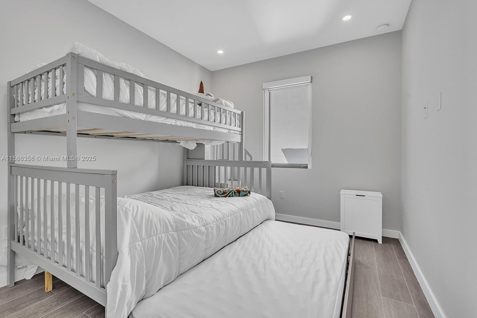 KEY LARGO OCEAN RESORT CO - Residential