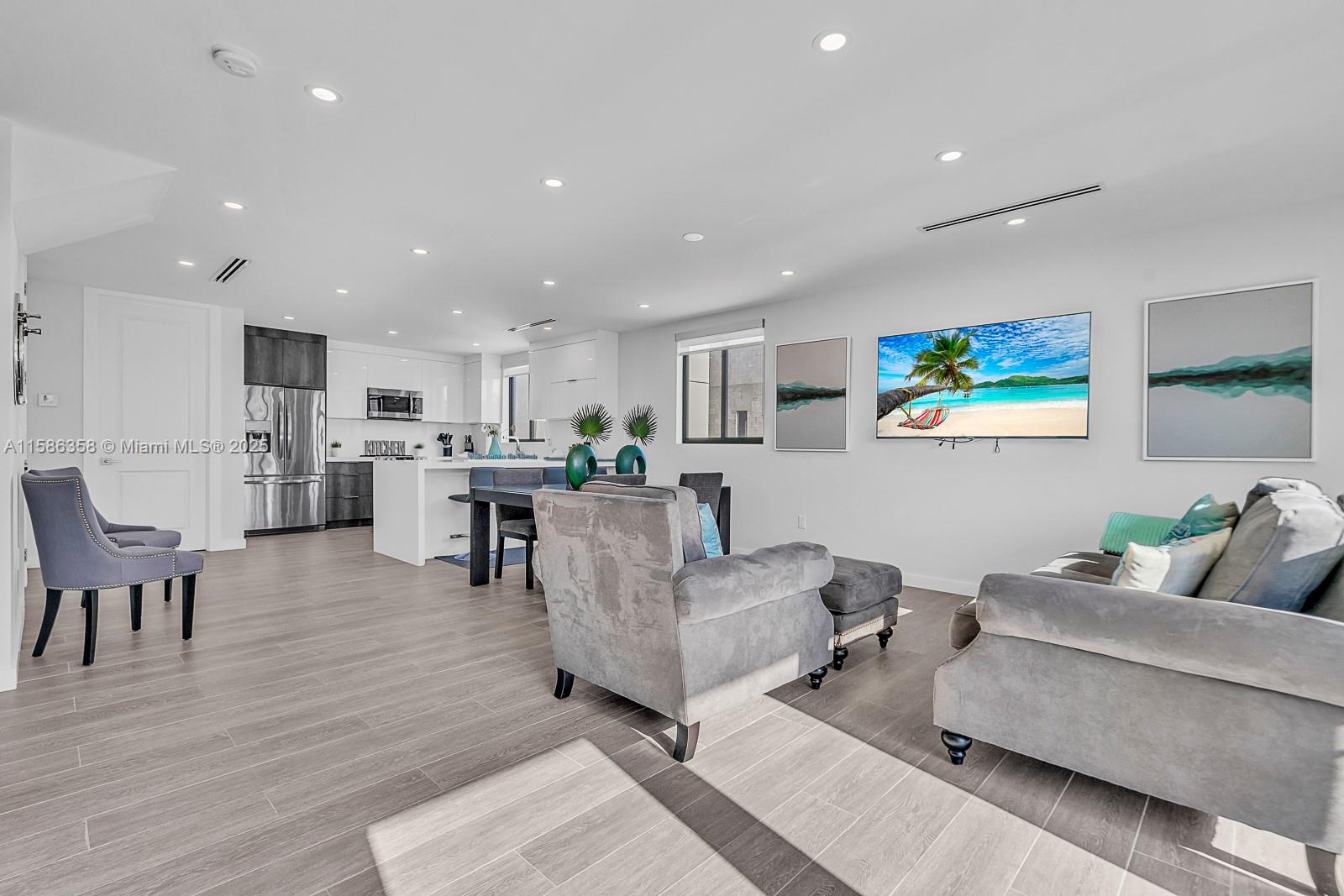 KEY LARGO OCEAN RESORT CO - Residential