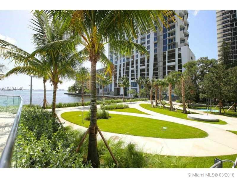 ICON BAY CONDO - Residential Lease