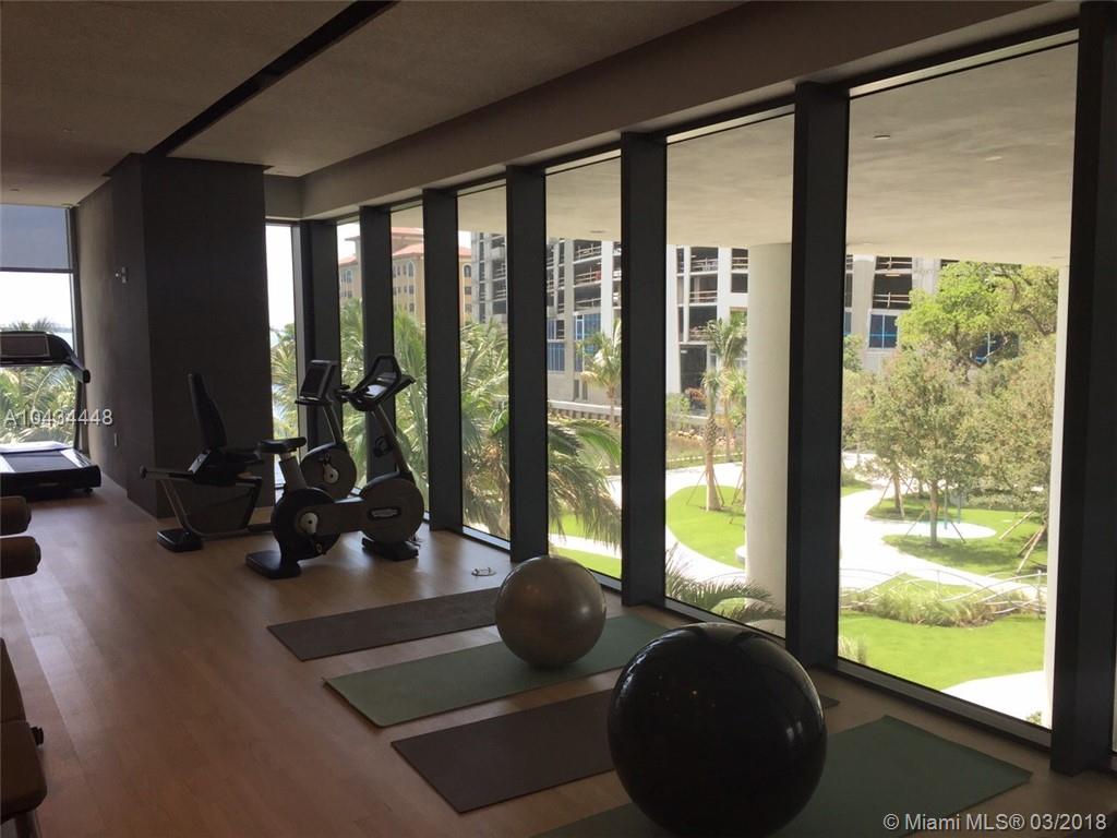 ICON BAY CONDO - Residential Lease