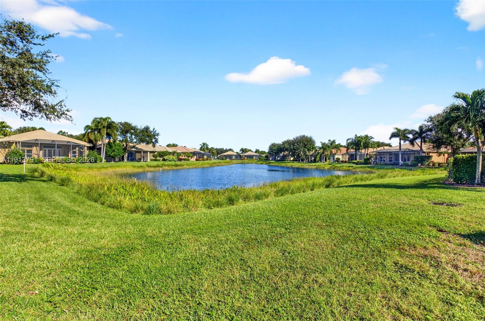 VALENCIA POINTE 3 - Residential