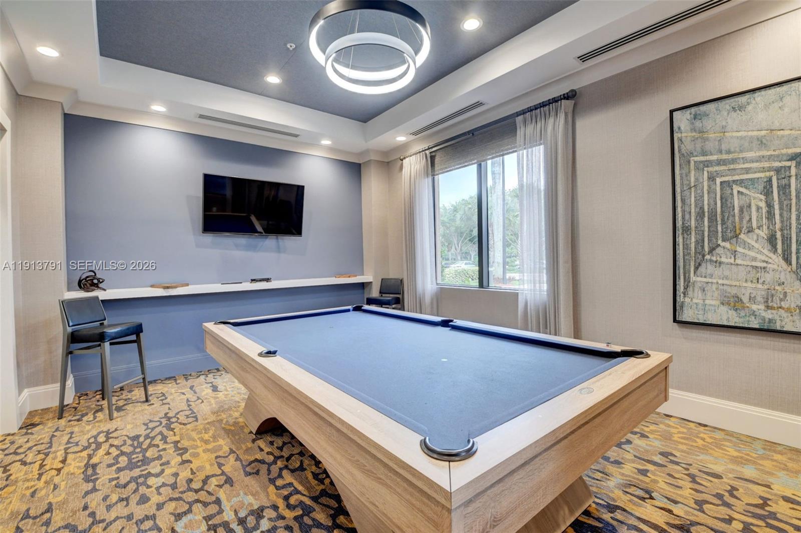 VALENCIA POINTE 3 - Residential