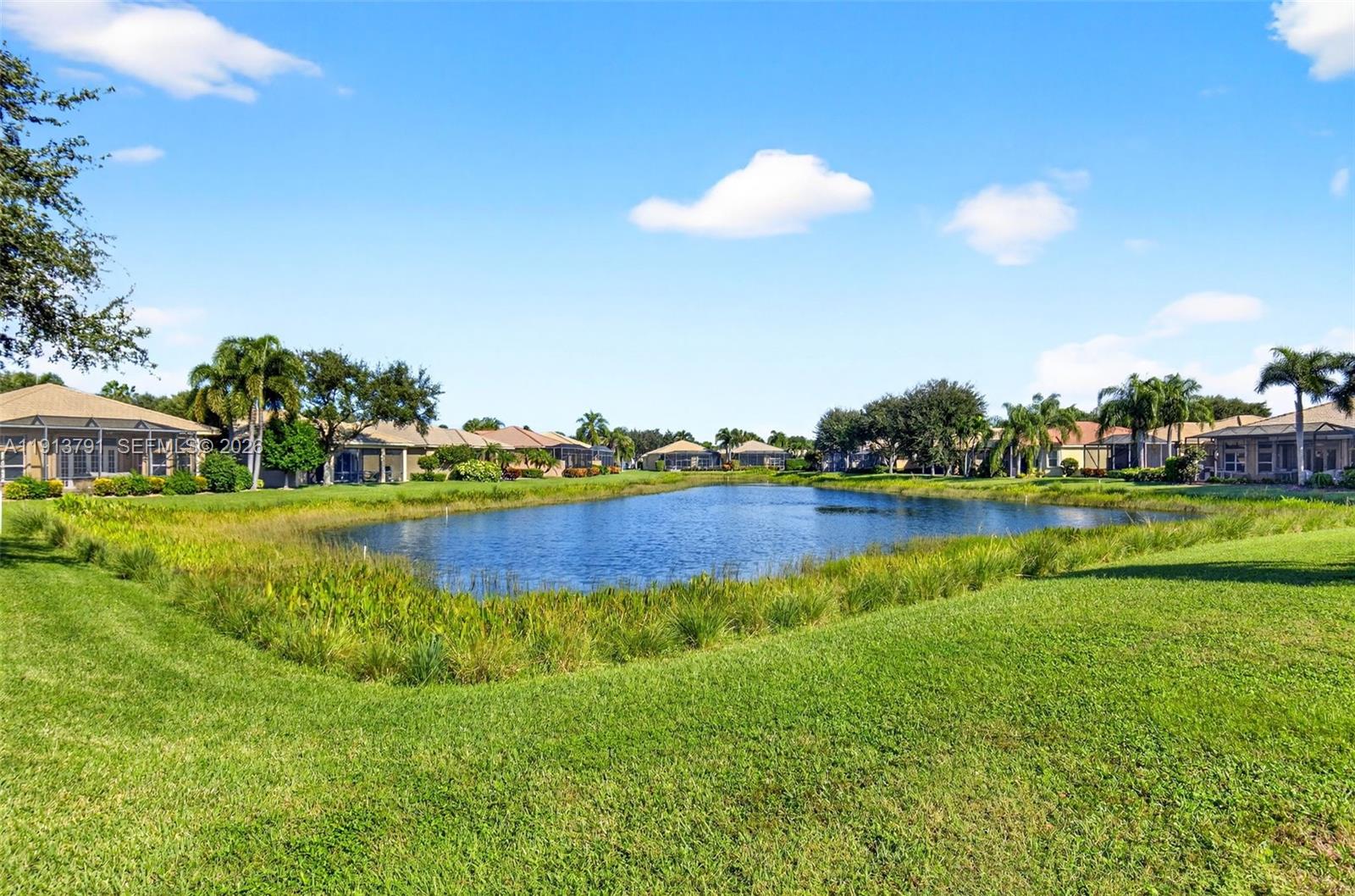 VALENCIA POINTE 3 - Residential
