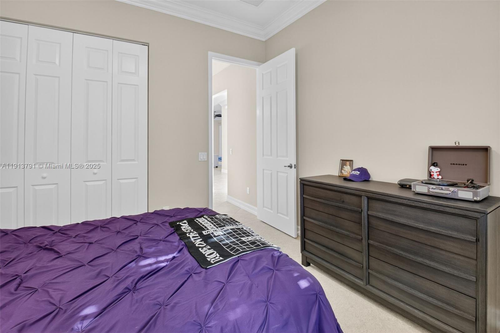 VALENCIA POINTE 3 - Residential