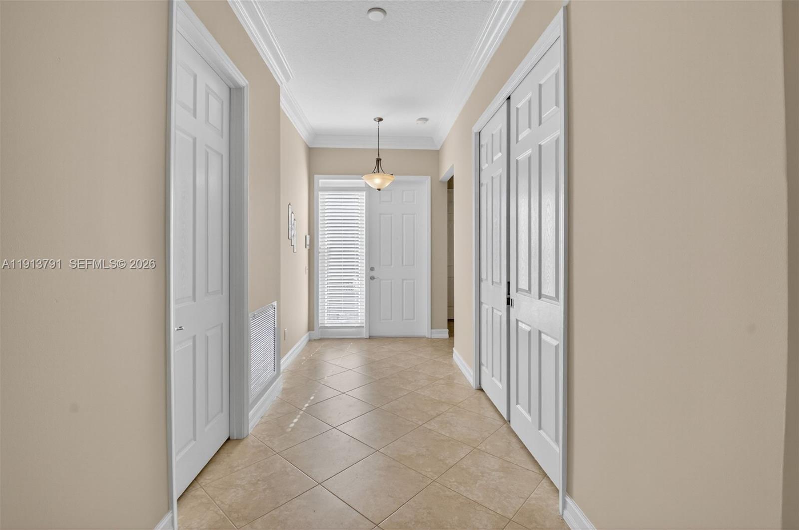 VALENCIA POINTE 3 - Residential