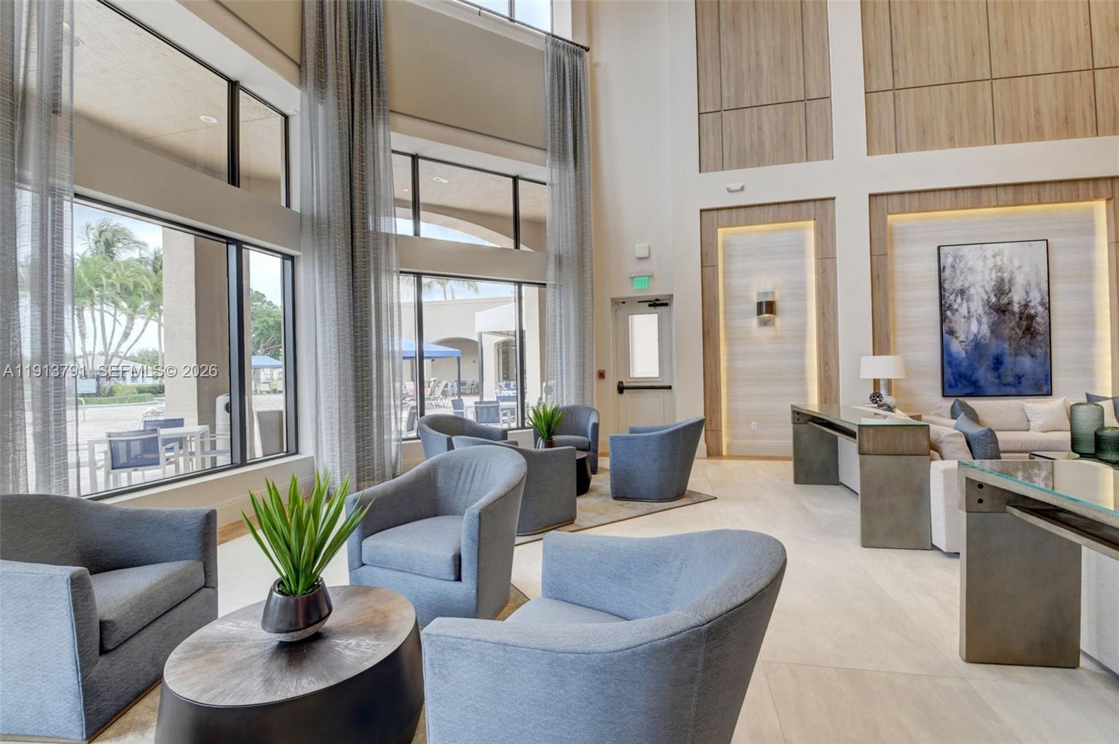 VALENCIA POINTE 3 - Residential