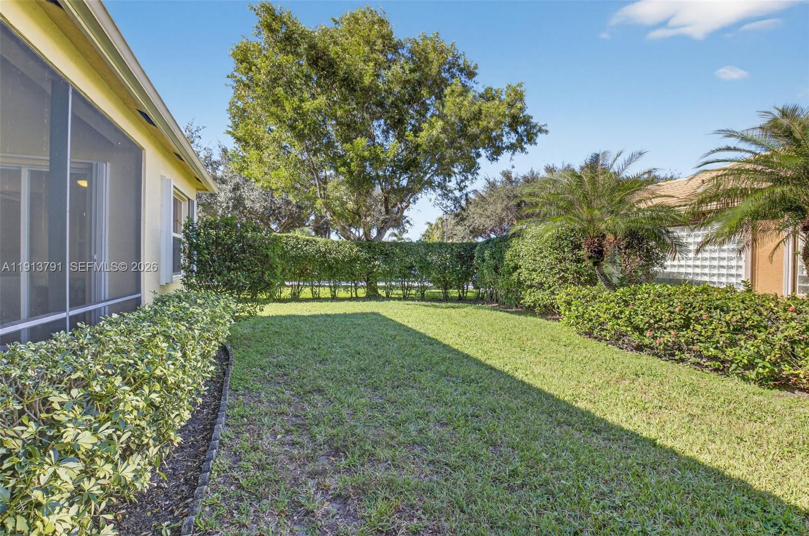 VALENCIA POINTE 3 - Residential