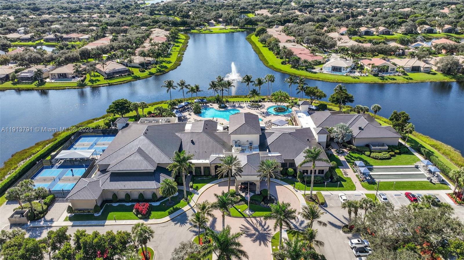 VALENCIA POINTE 3 - Residential