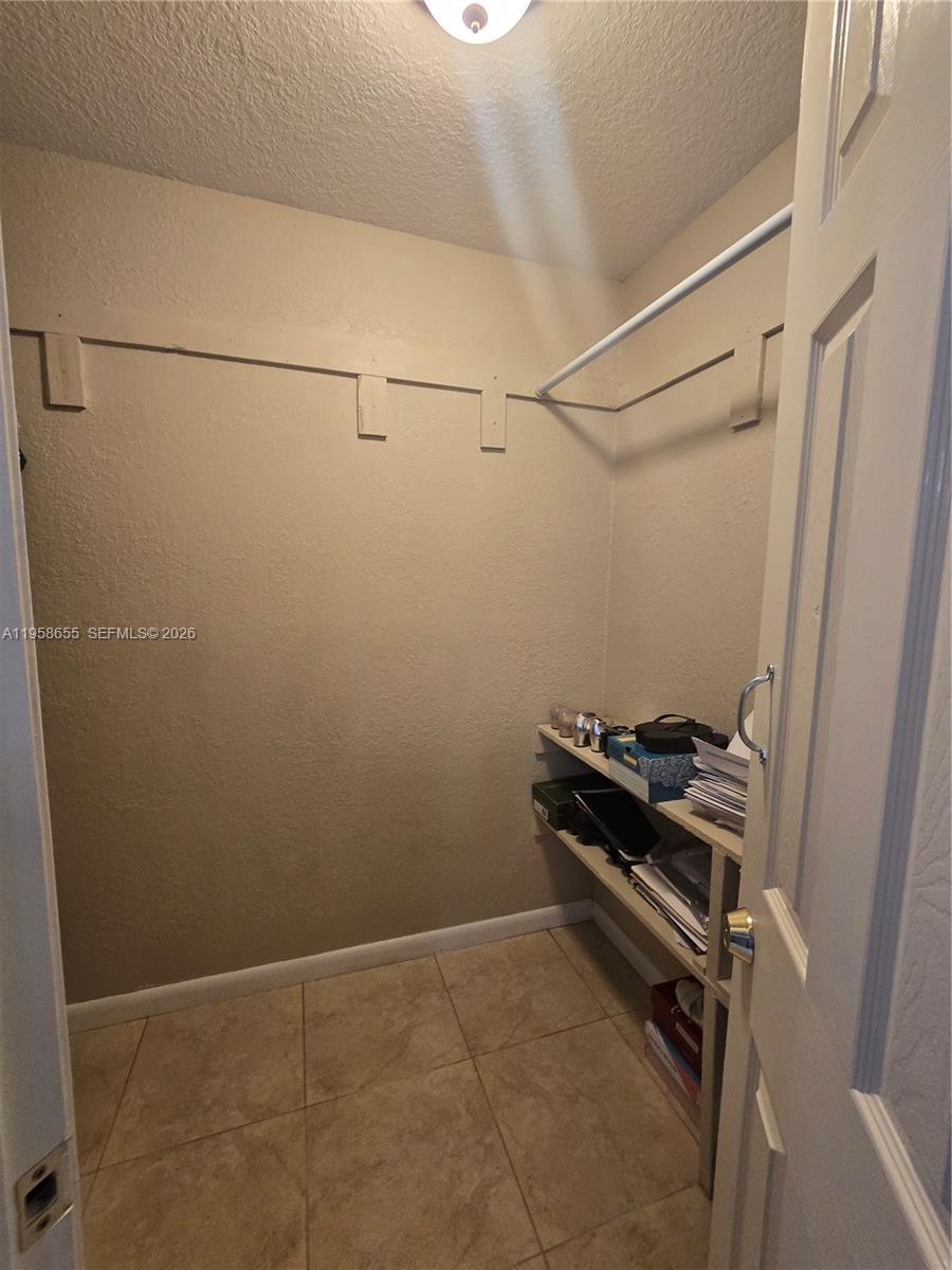 PORT ST LUCIE SECTION 33 - Residential