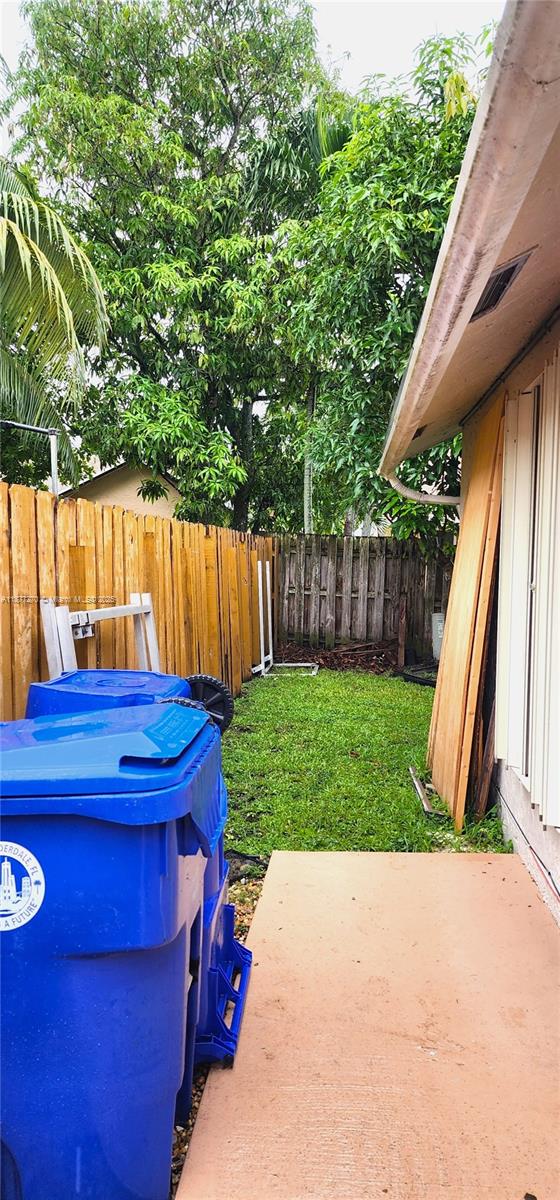 LAUDERDALE NORTH PARK SEC - Residential